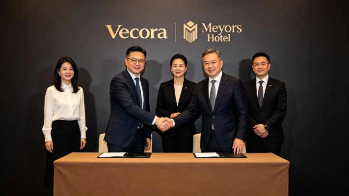 Vecora đã chính thức ký kết hợp tác với khách sạn bốn sao Meyors.